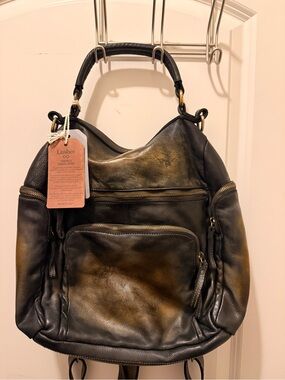 BNWT‼️‼️ Lusher Quest's backpack in LIMITED EDITION COLOR RAW ONYX.